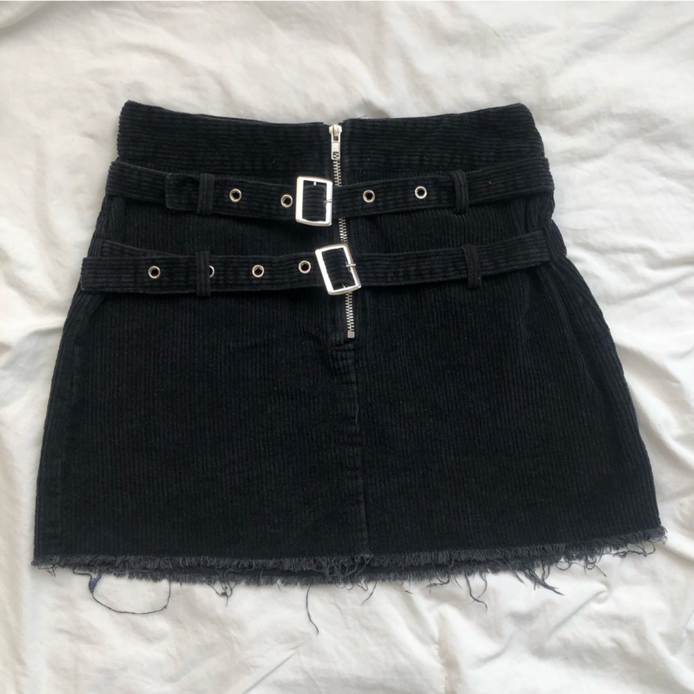 Meek belted black skirt